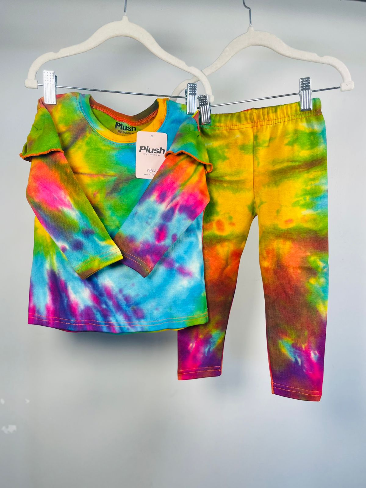 Plush Shoulder Frill Style Ribbed Knit Basic Set - Rainbow