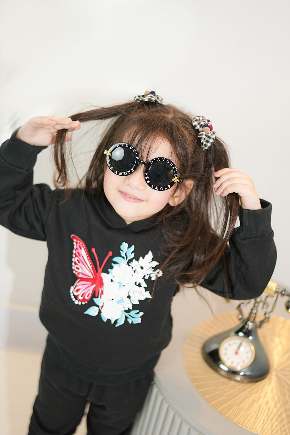 Plush-Hoodie Style - Butterfly Theme Fleece Sweat Set