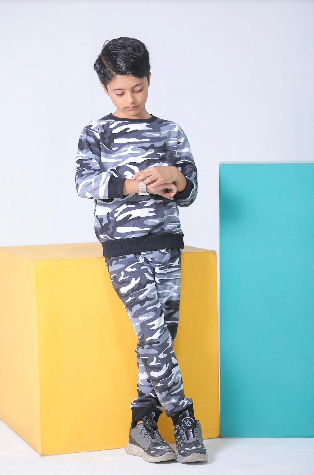 Plush -  Fleece Shirt & Trouser - Camouflage Grey