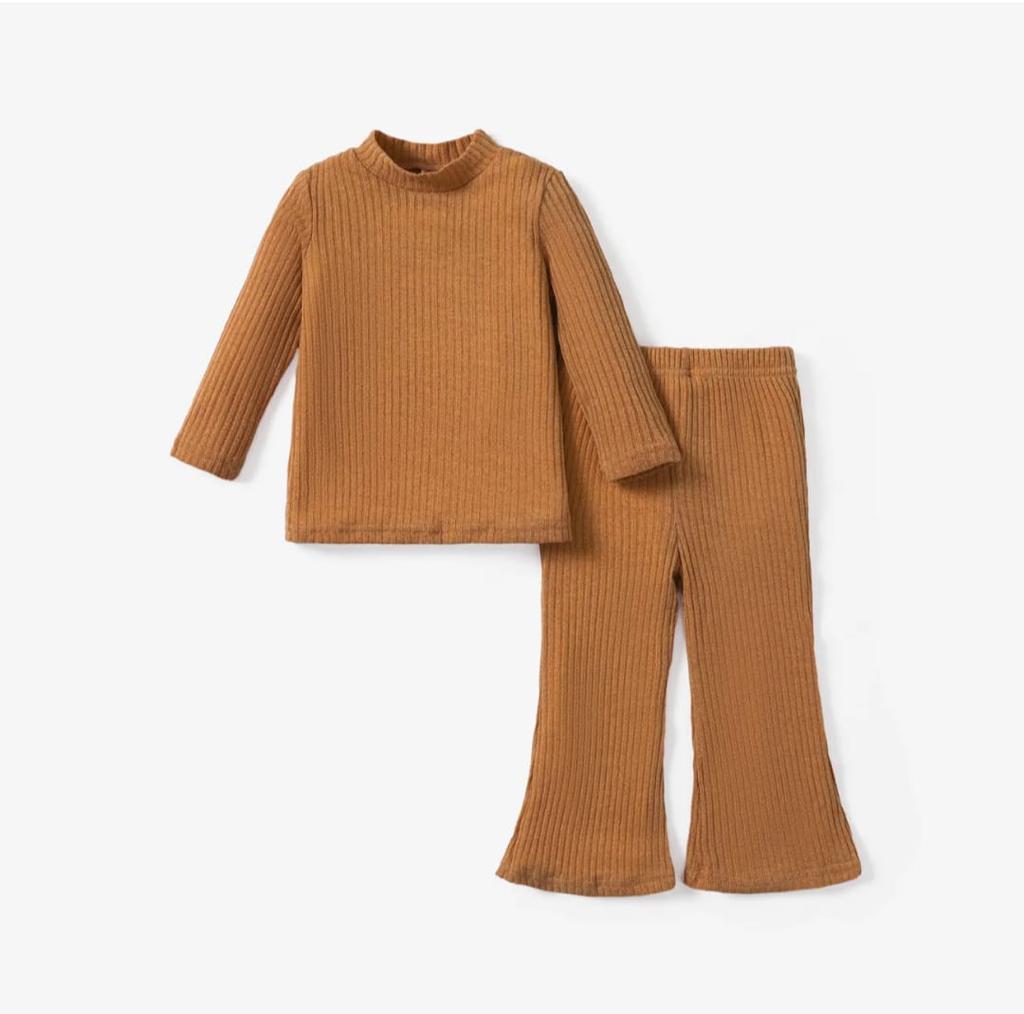 Plush Ribbed Knit Basic Set - Brown