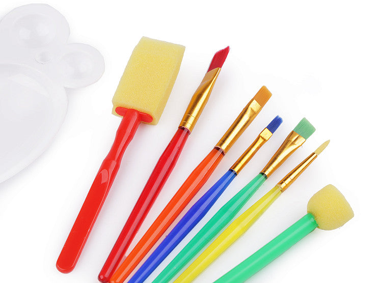 7-piece colorful kids' art set with assorted paint brushes and foam sponges.